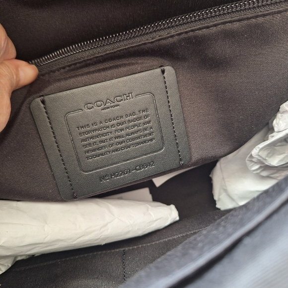 NEW COACH HUDSON MESSENGER IN SIGNATURE CANVAS - Picture 9 of 9